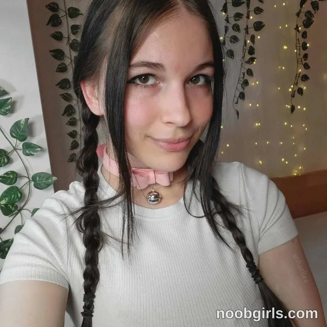 rawstrawberry (@rawstrawberry) — "Can I call you my cute potato? 🥔💚 Let's be potatoes together!" in New York