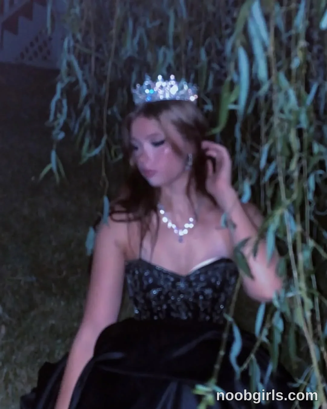 saekuraine (@saekuraine) — "Wow she a princess"