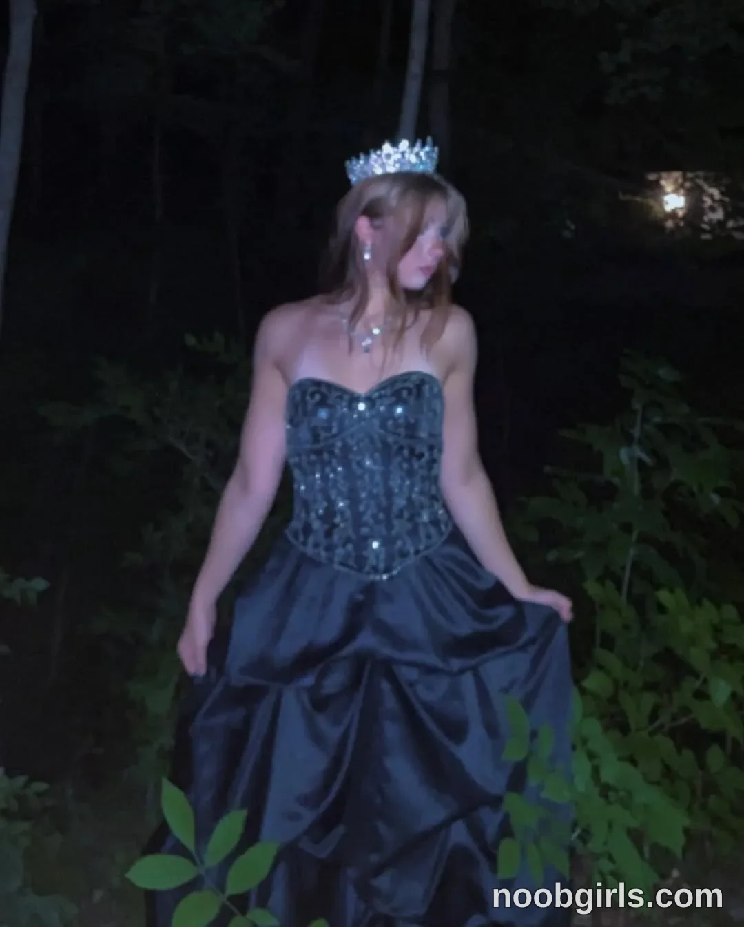 saekuraine (@saekuraine) — "Wow she a princess"