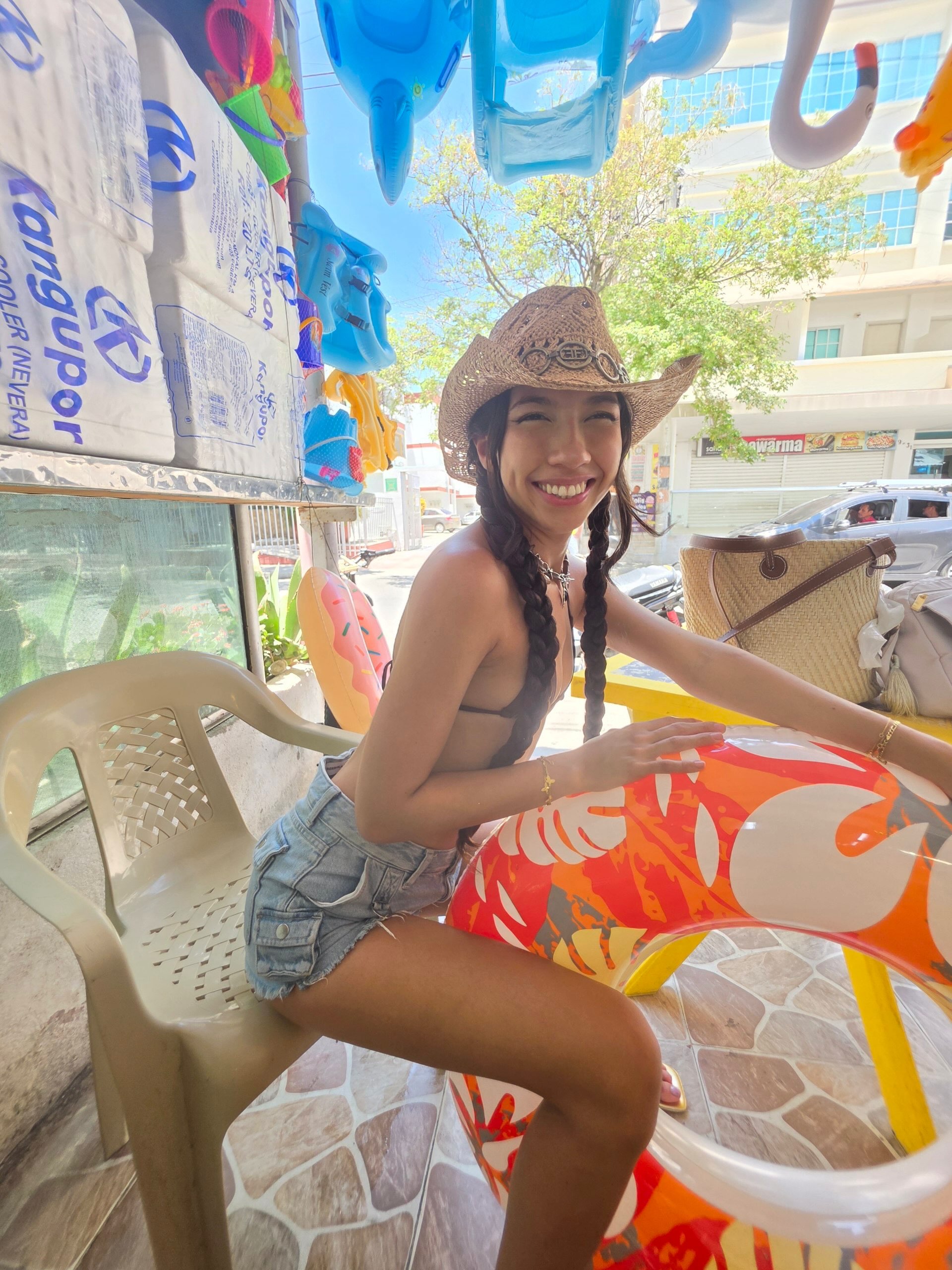 selene_starkk (@selene_starkk) high-res photoshoot photo #7 — Chaturbate cam model gallery