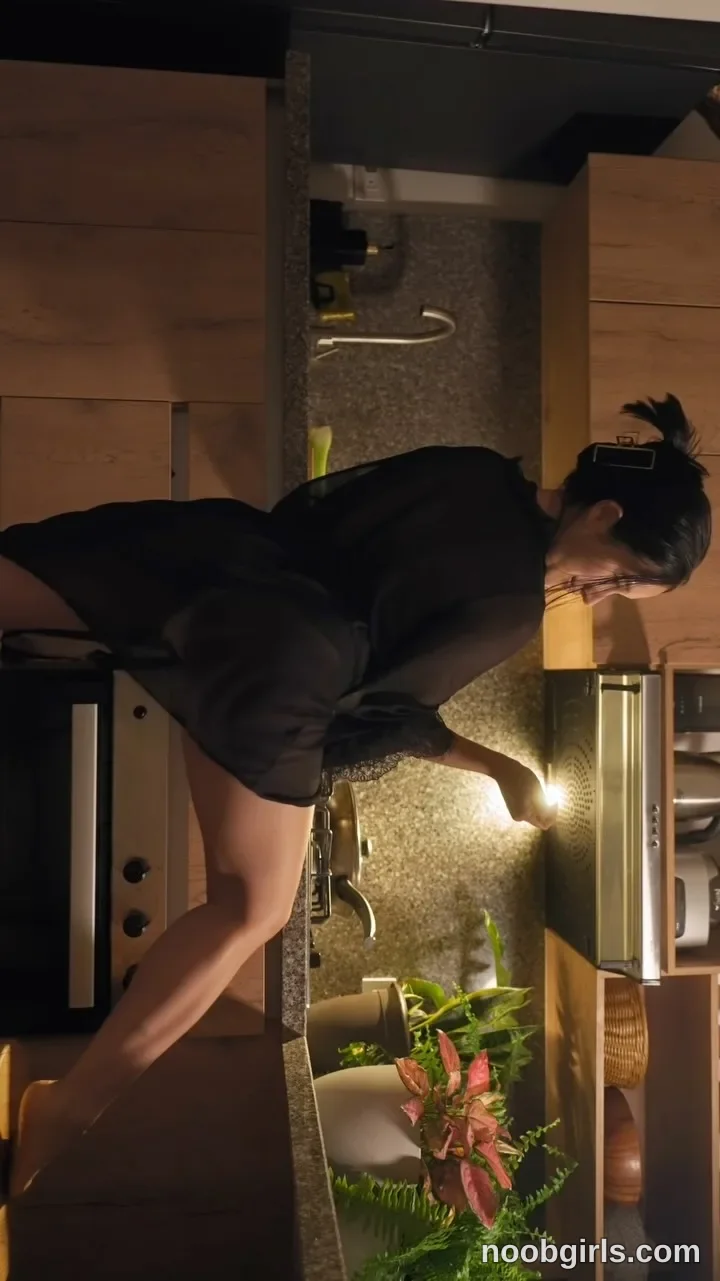Behind the Screens with sensualcherry_ reel: I genuinely love dinner time πΎ Can I make something forβ¦