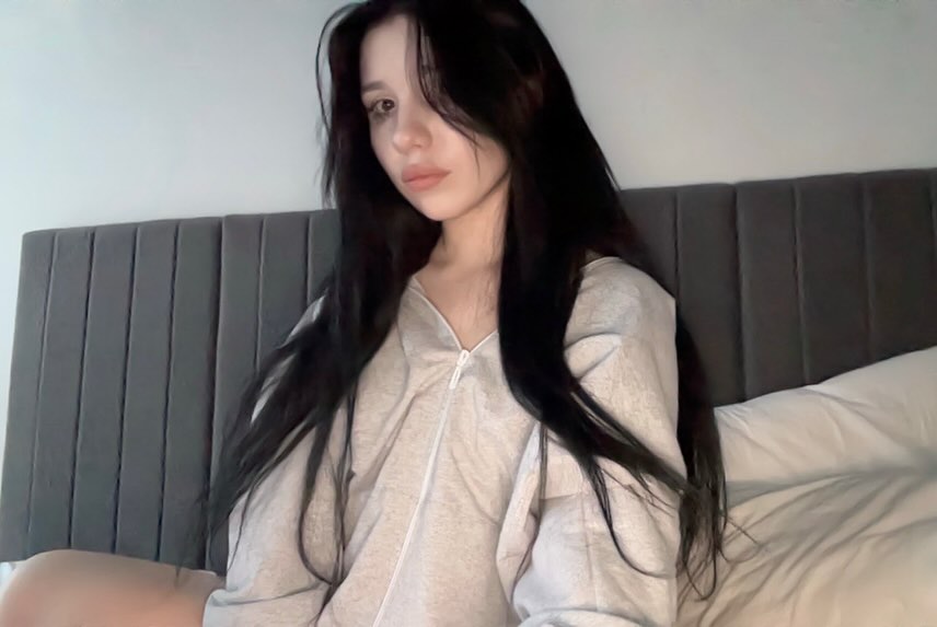 sleepycode002 (@sleepycode002) high-res photoshoot photo #16 — Chaturbate cam model gallery
