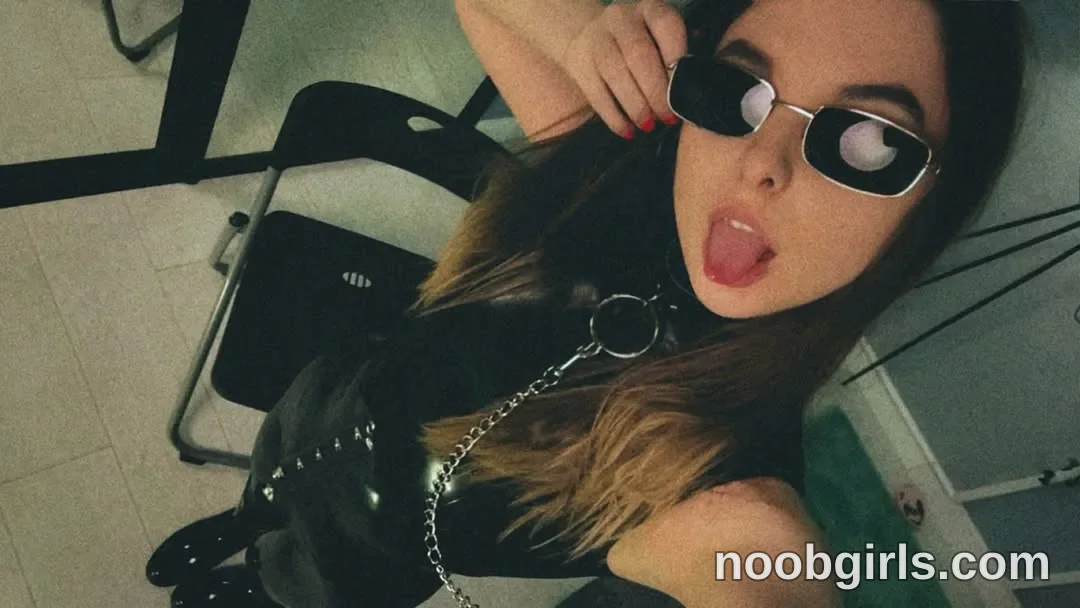 Sonia on Chaturbate