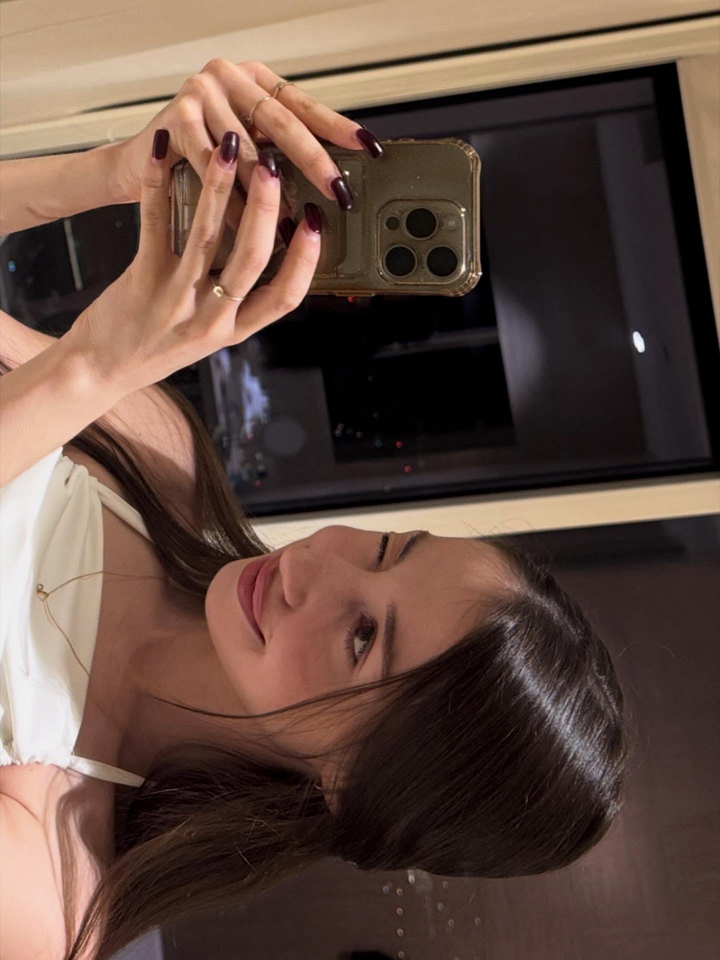 sunny_maria exclusive photo gallery image #12 — Chaturbate streamer profile