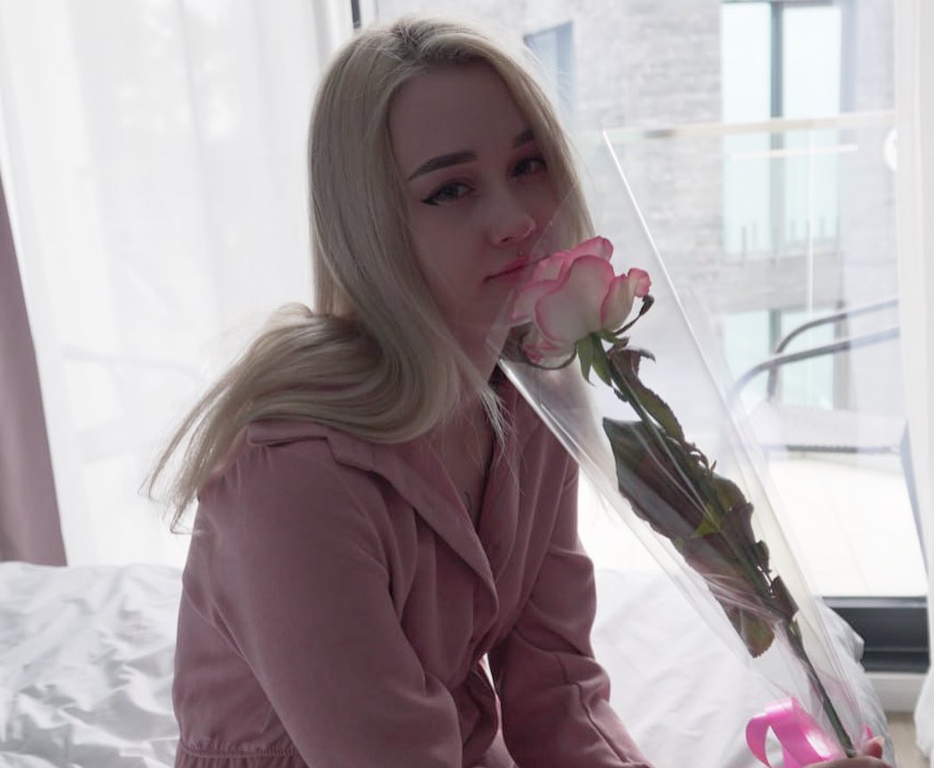 sunnyfia verified Instagram photoshoot picture #59 — live cam model review