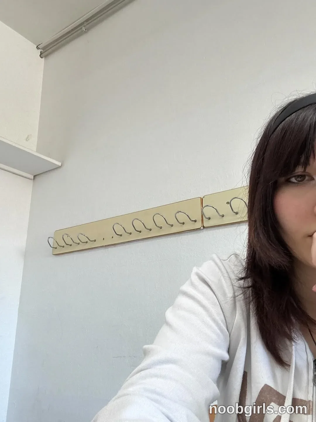FANCLUB Only tokens (@sunshine_girl9) — "abril photodump 💕"