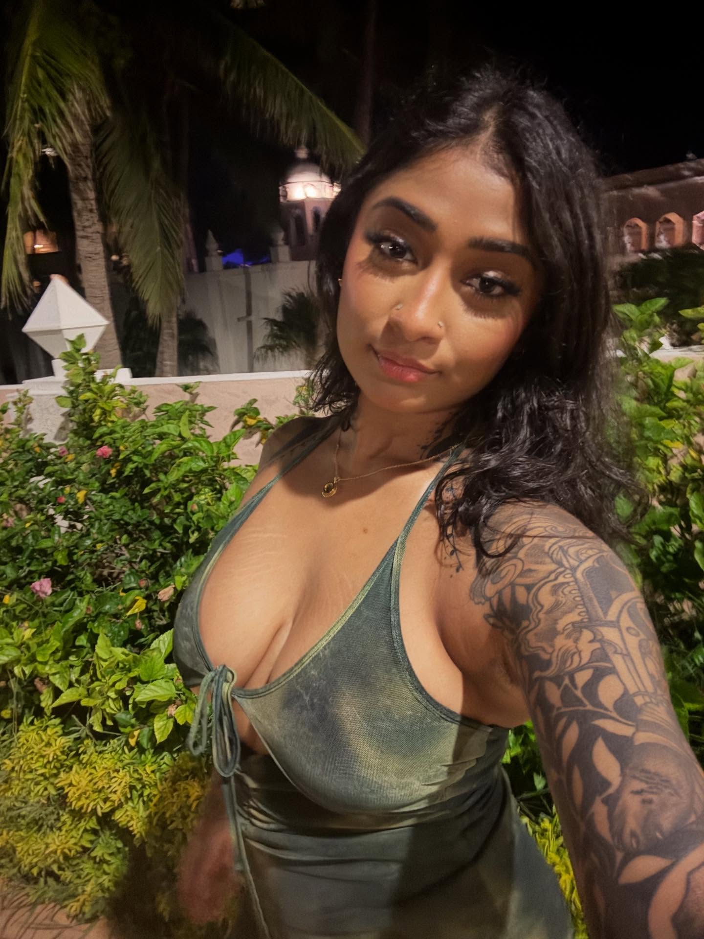 Karma Sutra @sweetkarmababy verified Instagram photoshoot picture #17 — live cam model review