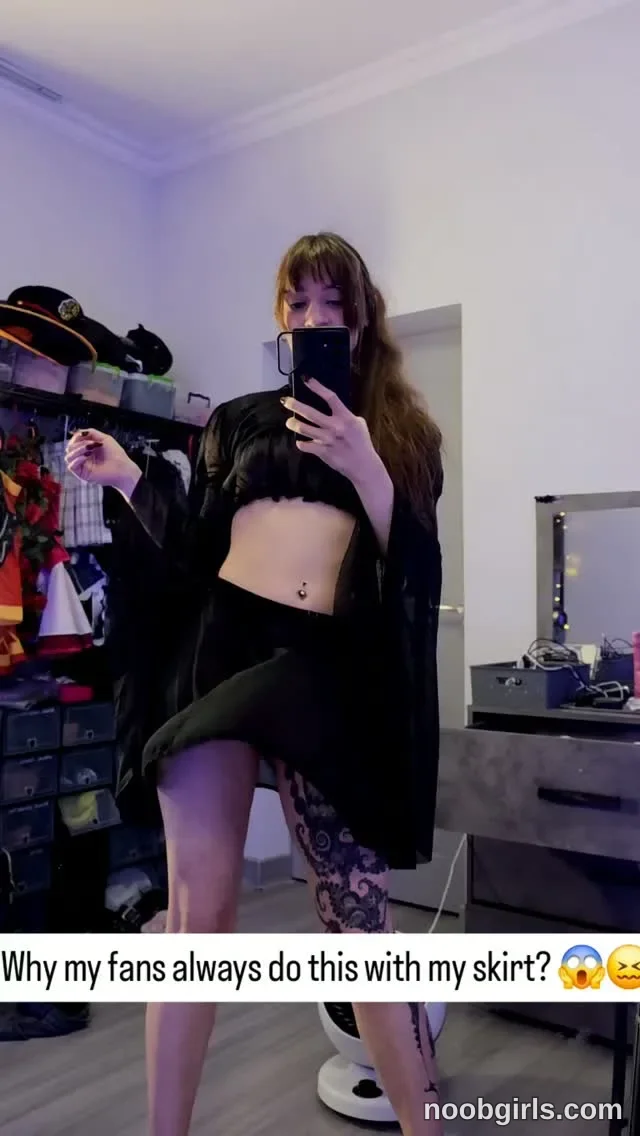 sylvie_fey (@sylvie_fey) — "Next I'll show you what I do to my fans in return"