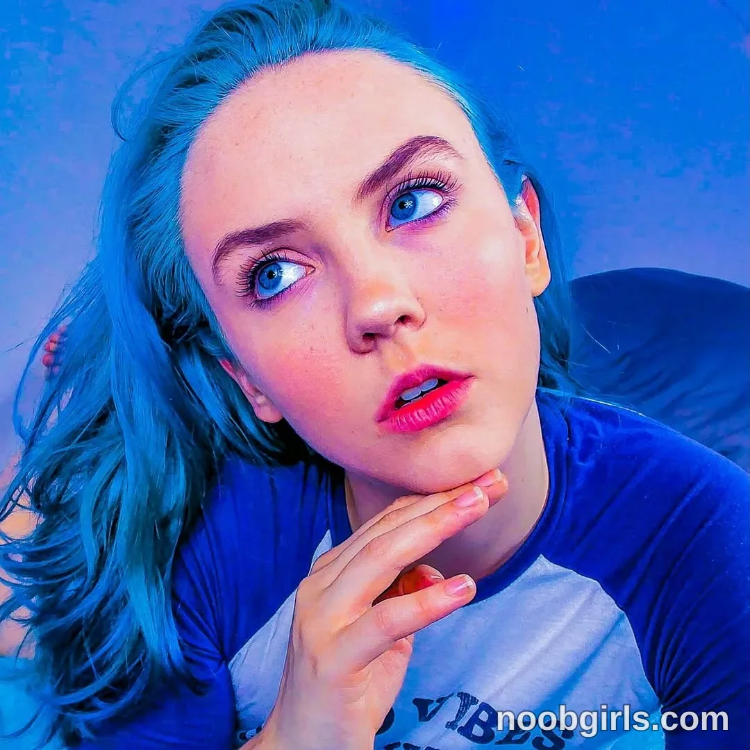 Syndica (@syndica) — "💙Blue haired Syn Was A Vibe💙"