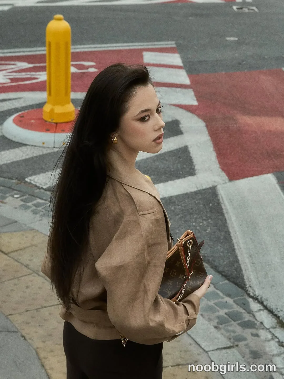 TAANNI (@taanni_bc) — "little seriousness"