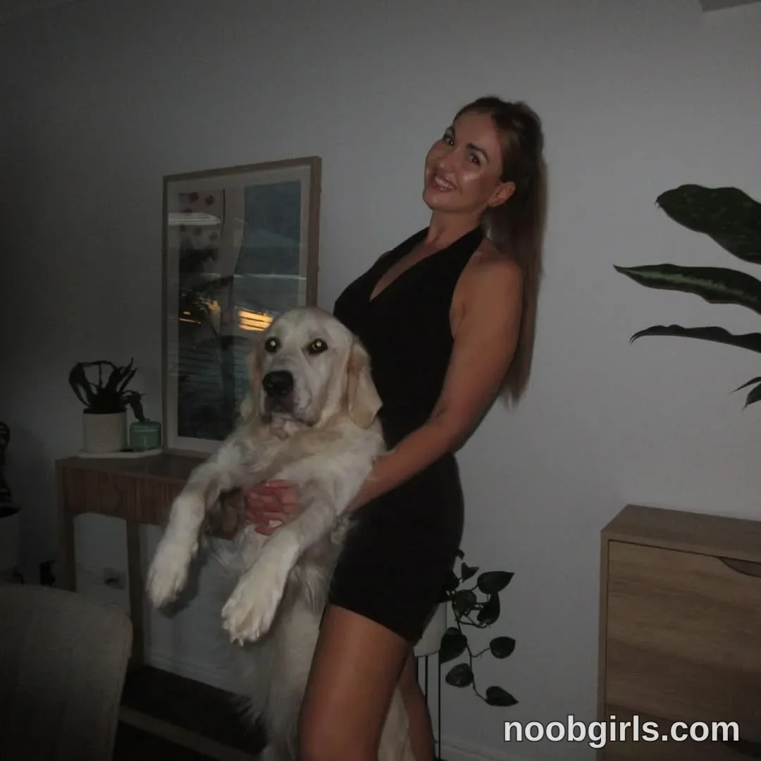 Teish (@teishh) — "Bentley did indeed attend the function x" in Gold Coast, Queensland