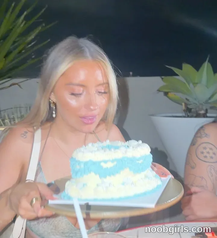 Teish (@teishh) — "Celebrated 24 with the group of biggest divas I get to call my best friends 🩵…" in Gold Coast, Queensland