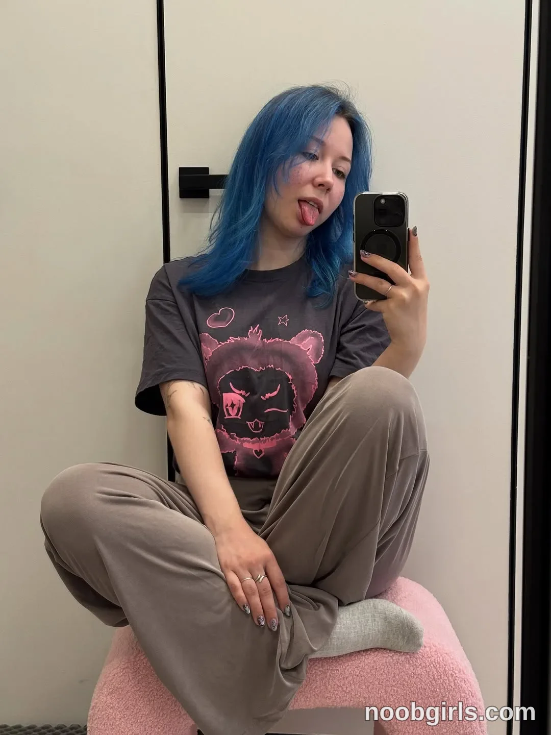 theblue_moonie (@theblue_moonie) — "finally moved into my own place 💕 been working on it for over a year and i'm so happy…"