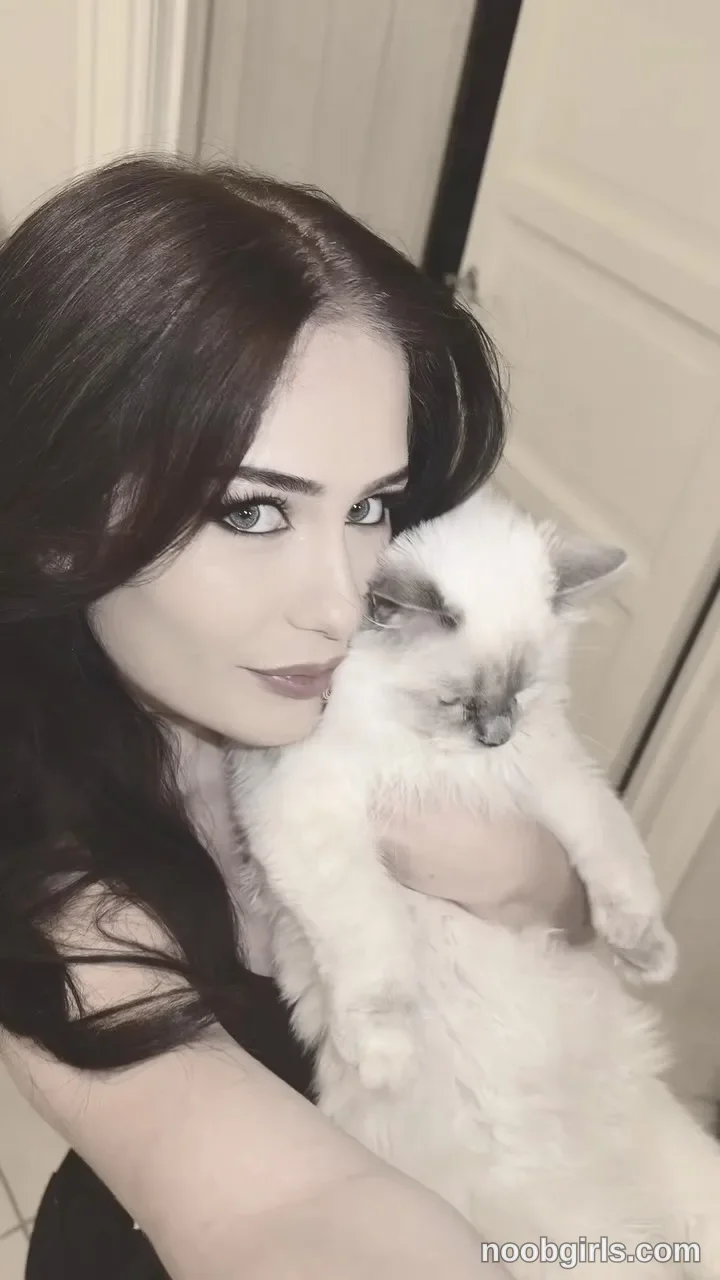 Lili reel: 😽💕