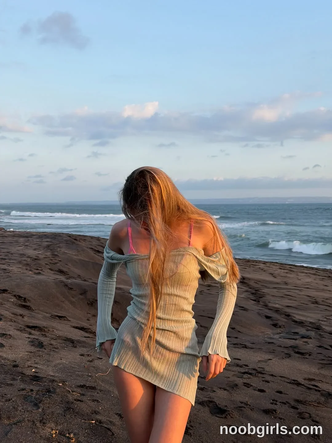 Vi (@vi_world) — "In soul I’m tropical girl"