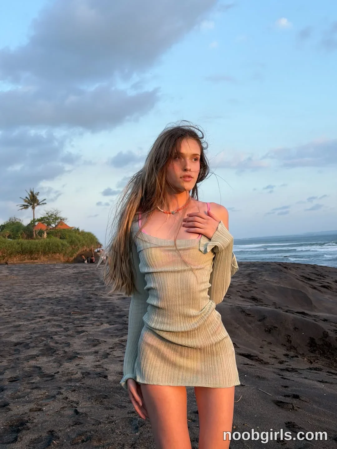Vi (@vi_world) — "In soul I’m tropical girl"