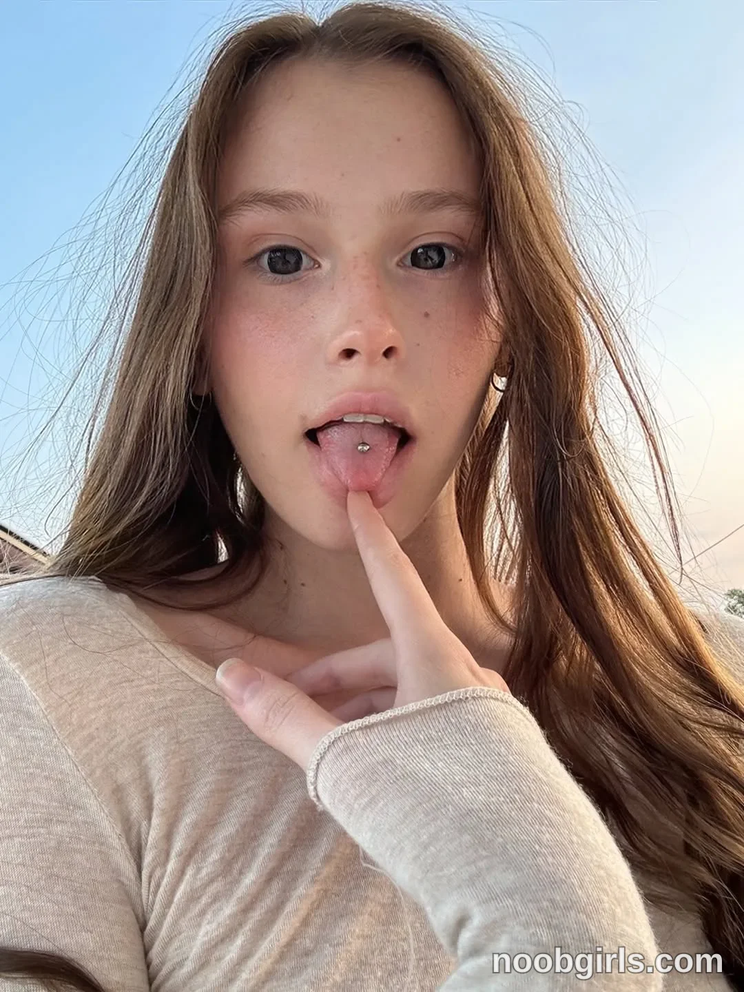 Vi (@vi_world) — "Wat a cute trend"