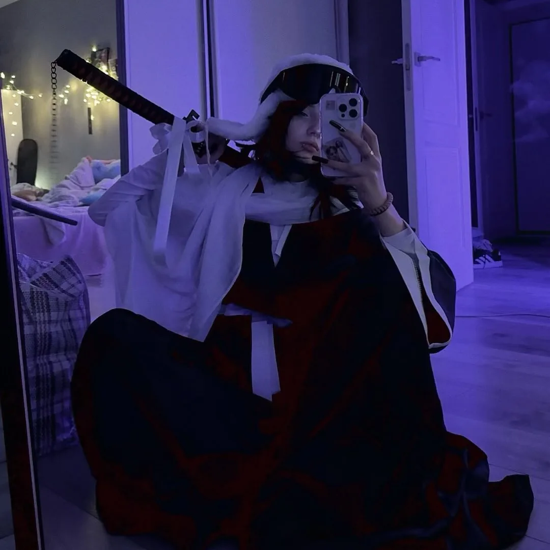 vivian_qwerty on Chaturbate