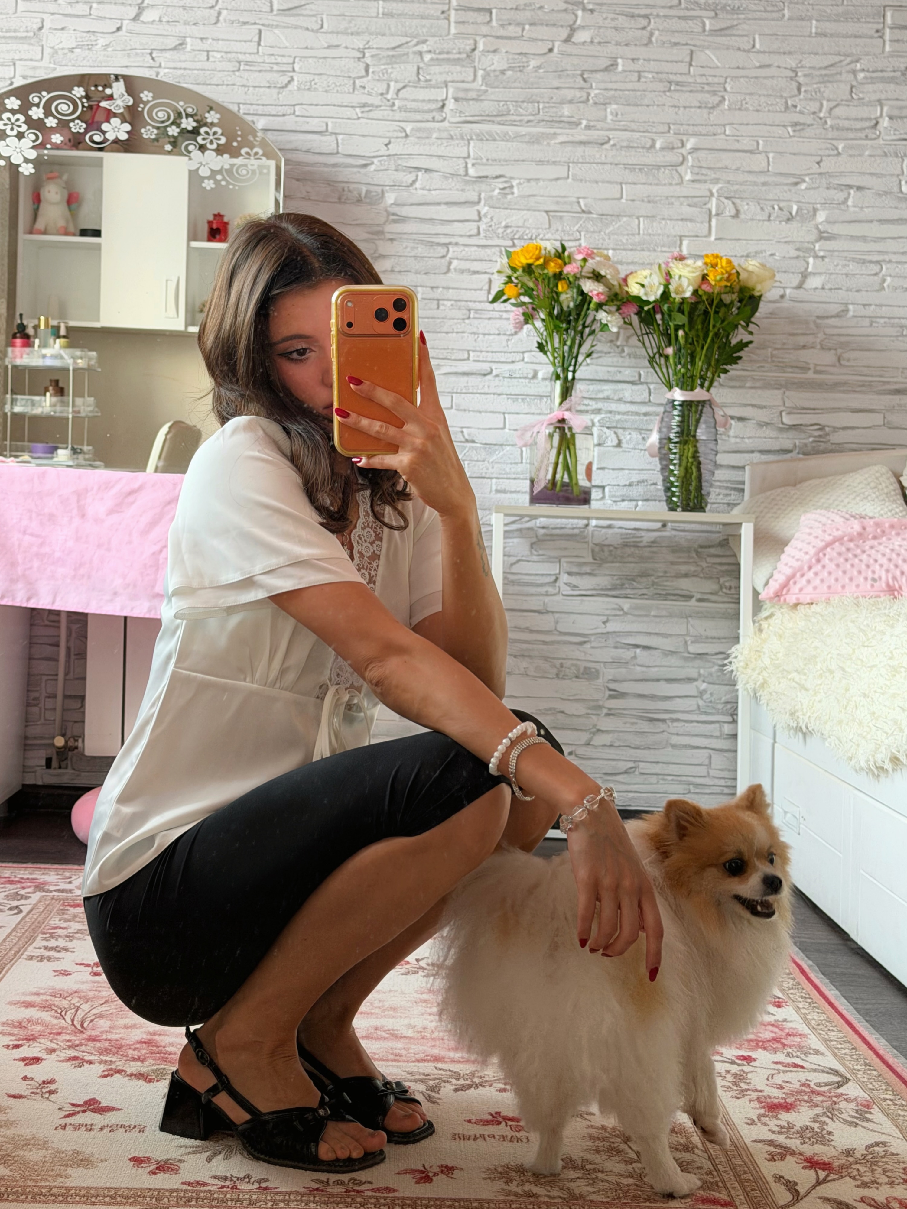 waki_lucky (@waki_lucky) high-res photoshoot photo #19 — Chaturbate cam model gallery