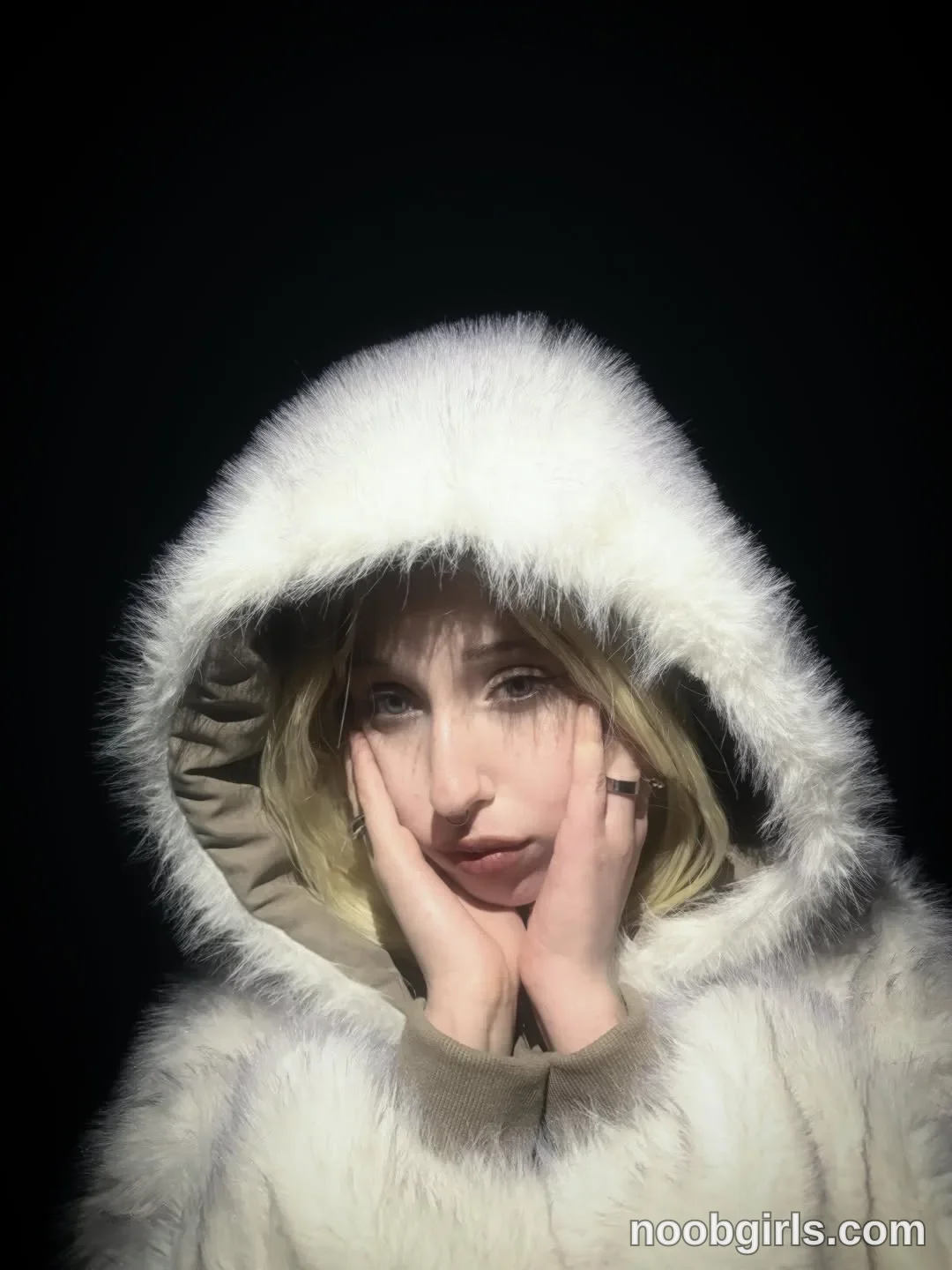 Misa (@yukimisa) — "⁺‧₊˚ ཐི⋆♱⋆ཋྀ ˚₊‧⁺" in Dark Zone