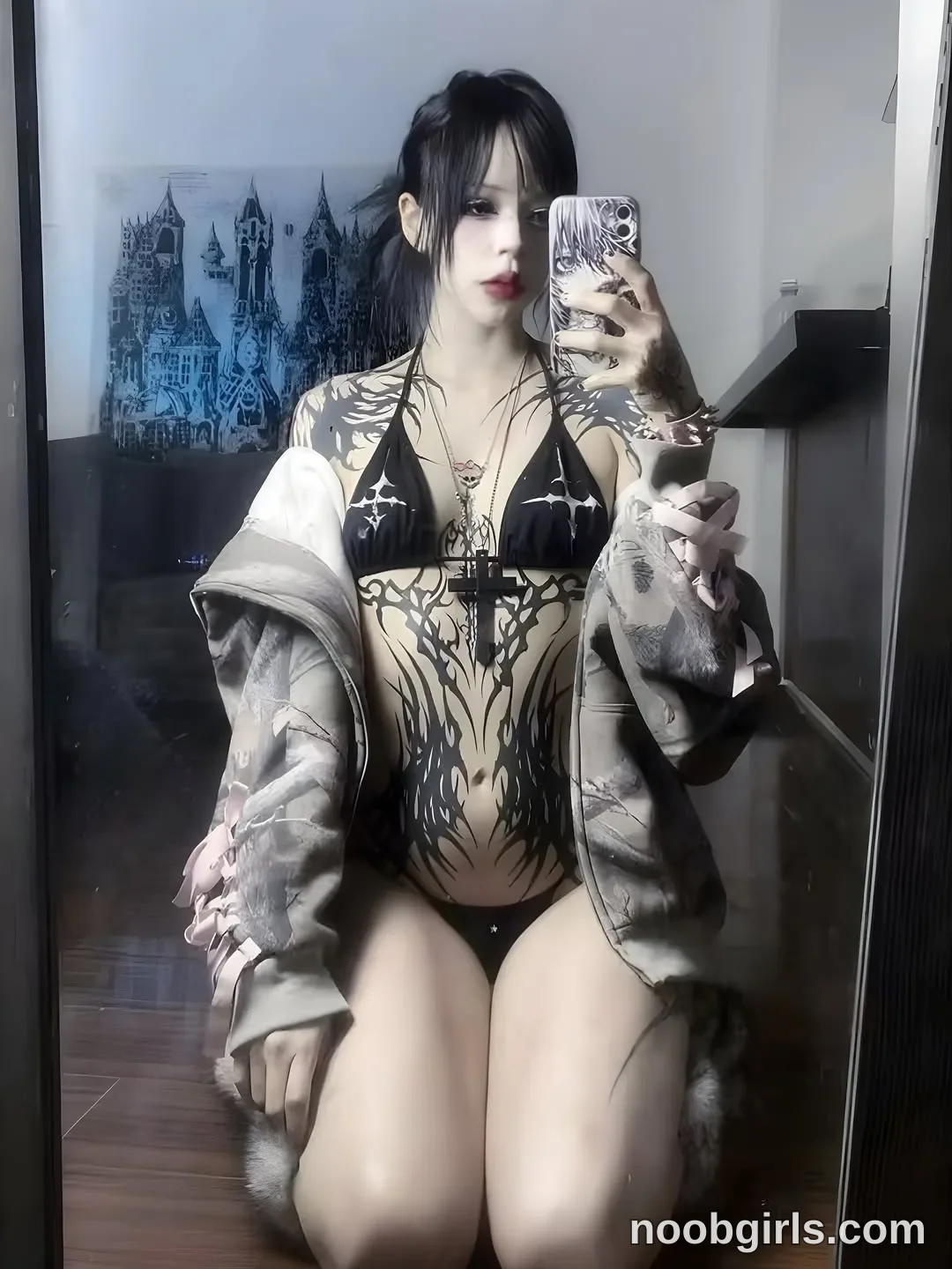 SOPHIE (@zombieeporcelainex) — "just a kitten gotta handle me ⛏️ . . . . . . ."