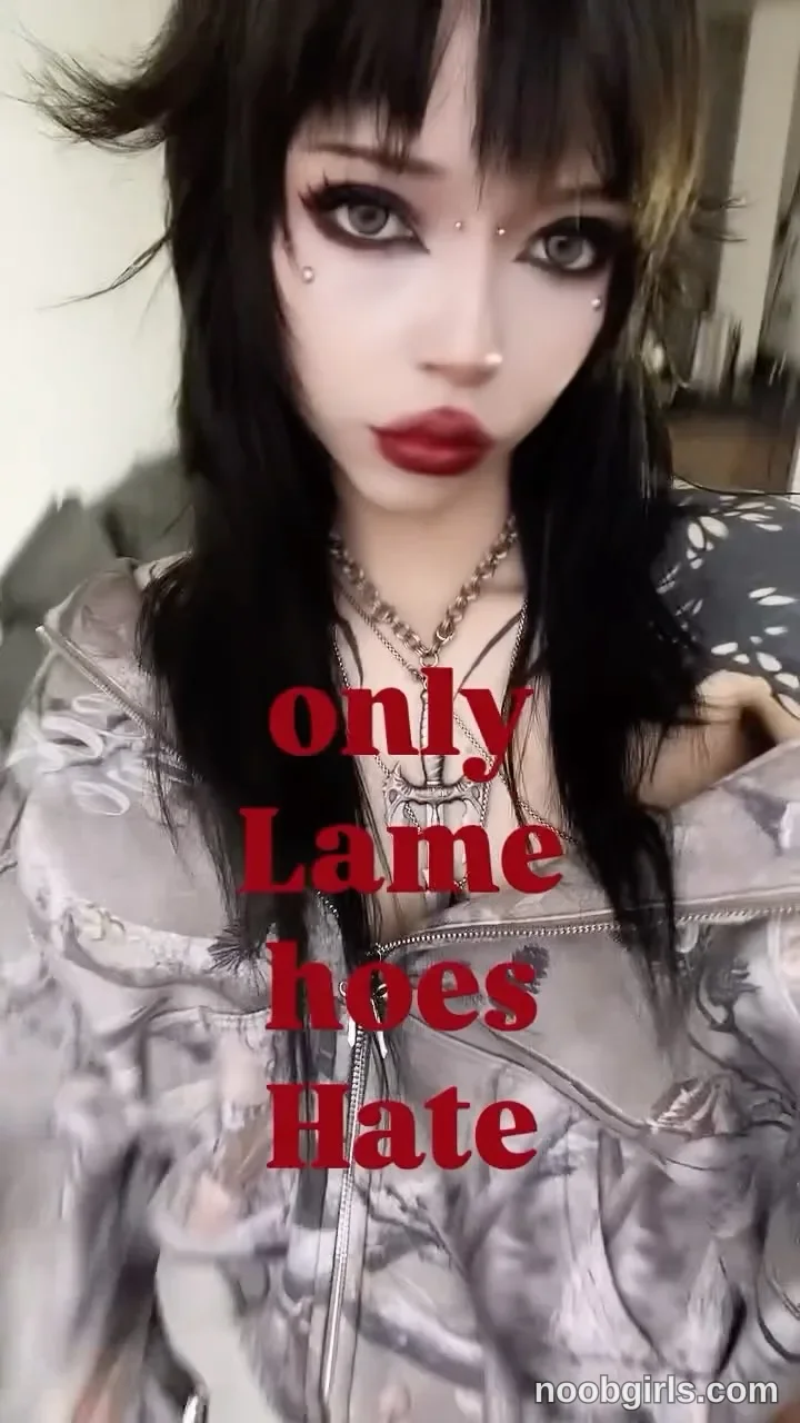 SOPHIE (@zombieeporcelainex) — Instagram photo 17